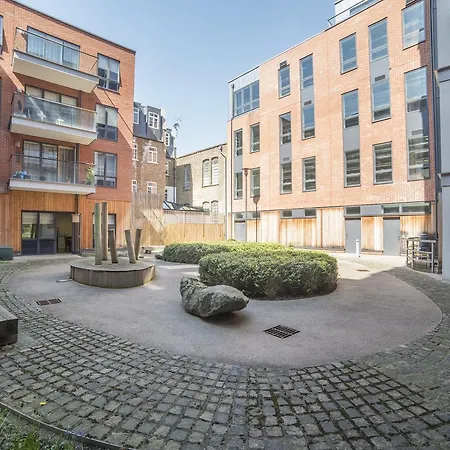 D8 - Canal View Apartment Londres Extérieur photo